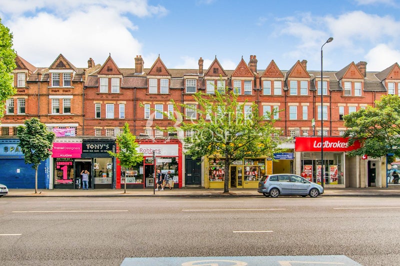 'Fab studio flat on The Boulevard on Balham High Rd' Room to Rent from