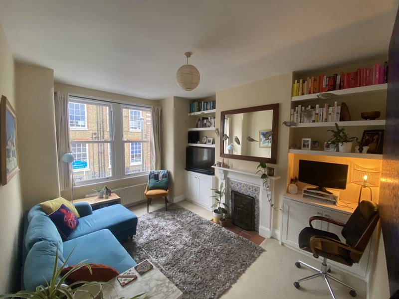 'Double room in 2 bed garden flat 8 min from tube' Room to Rent from