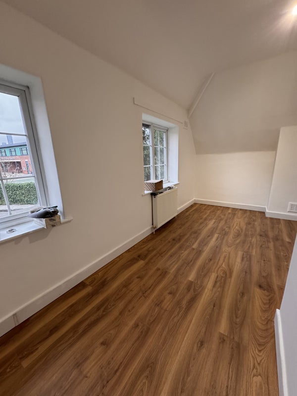 'Bright double room,friendly house Shepherds Bush' Room to Rent from