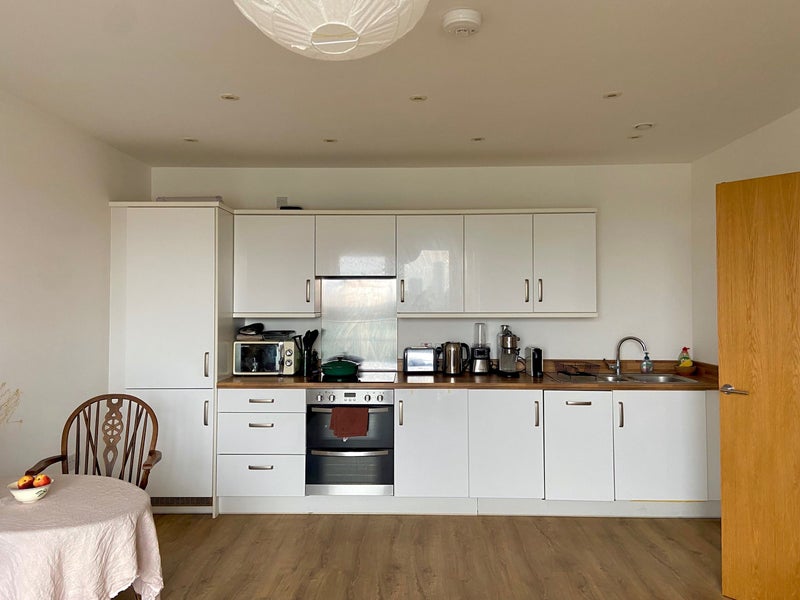 'Double Room with Own Bathroom in Seven Sisters' Room to Rent from