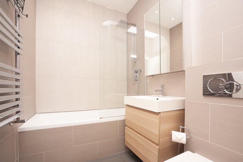 'Modenrn 1 bedroom flat Kilburn' Room to Rent from SpareRoom