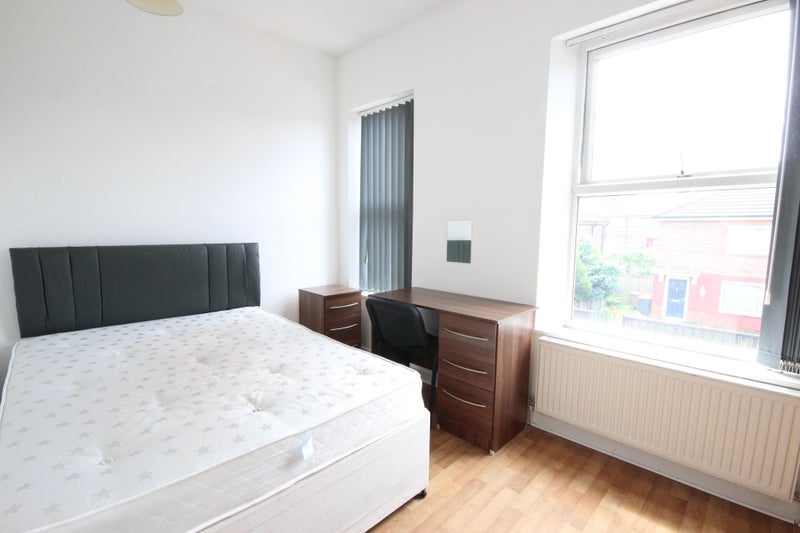 '🚨 Calling All Student Groups! 🚨 2025 ' Room to Rent from SpareRoom