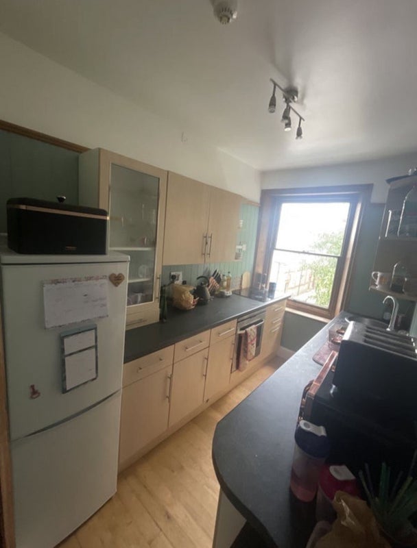 'Cosy south facing double room' Room to Rent from SpareRoom