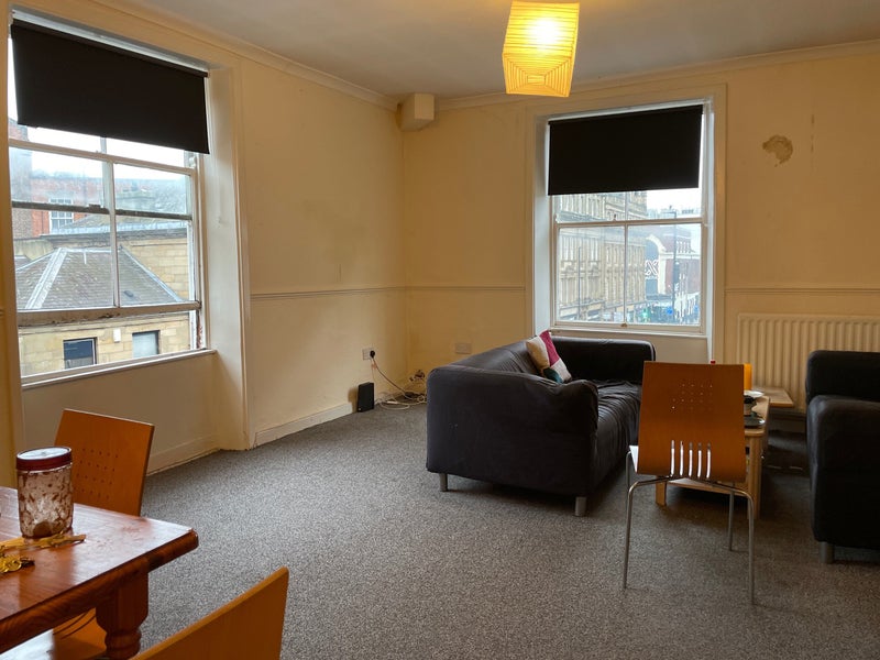 'Spacious room in city centre' Room to Rent from SpareRoom