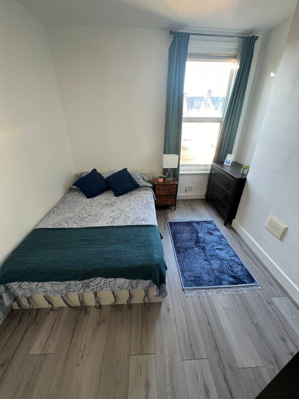 'Amazing 2 Bedroom Flat In Seven Sister' Room to Rent from SpareRoom