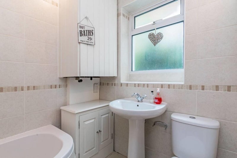 'Double room near Battersea Park' Room to Rent from SpareRoom