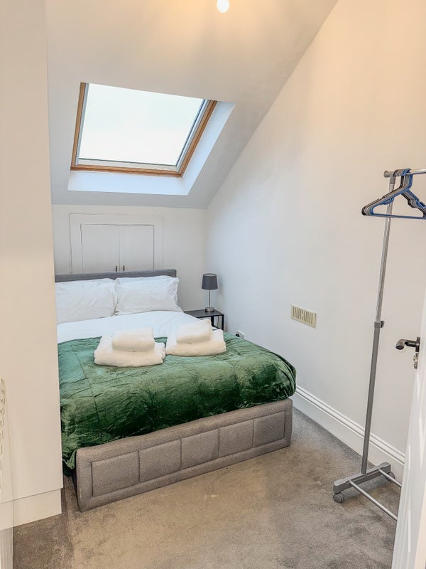 '3 Bedroom Apartment In Brighton And Hove All Bil' Room to Rent from