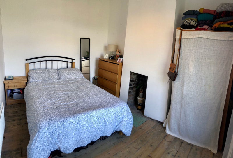 'Double room in St Room to Rent from SpareRoom