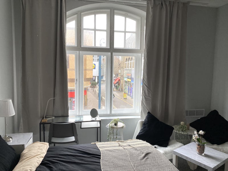 'Double room in Woolwich Arsenal High St. ' Room to Rent from SpareRoom