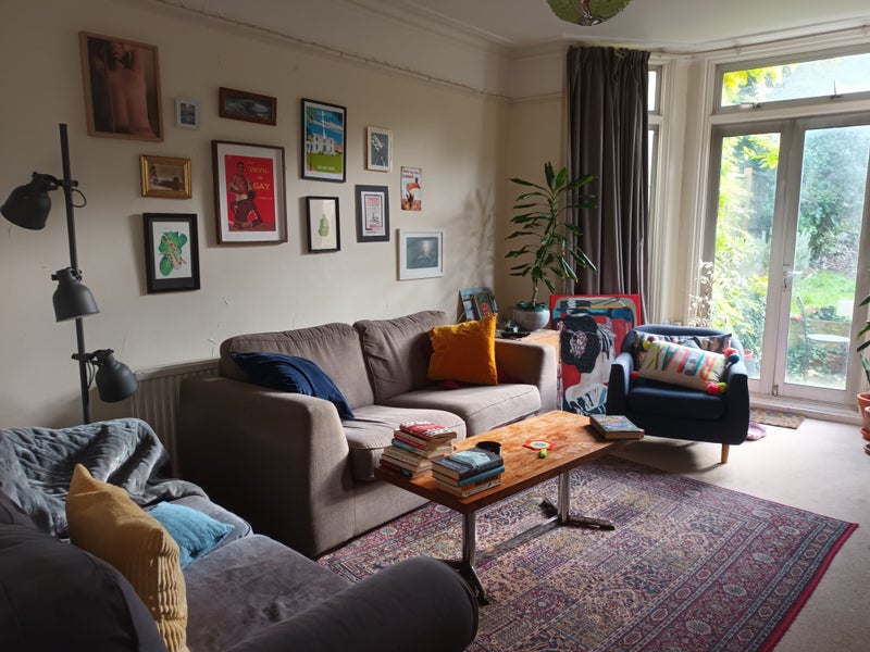 Photo 1: Living room