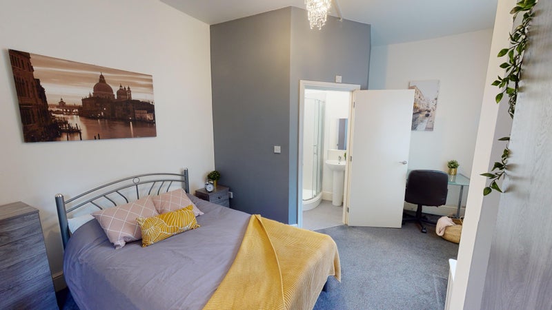 Photo 1: Bedroom 1 - To  Let