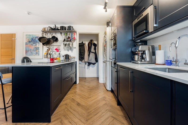 Photo 1: Open plan kitchen and living room