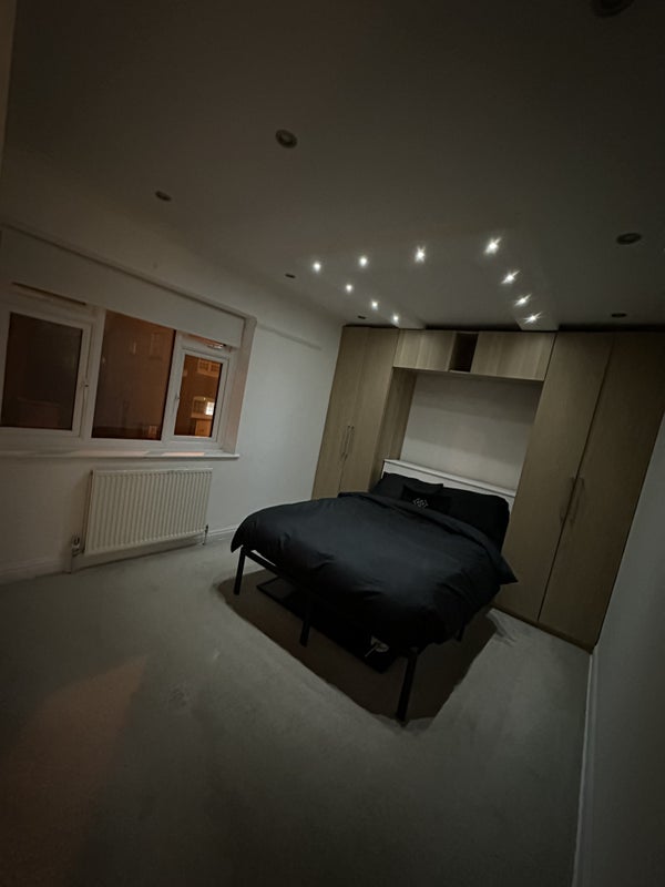 Photo 9: Spare Room.