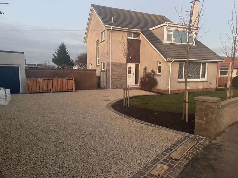 Photo 1: House