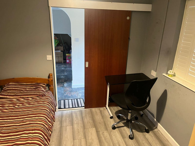 Photo 1: Private room