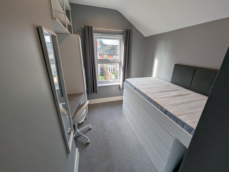 Photo 1: Bedroom 3 - Single Occupancy - £475pcm