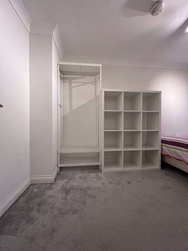 Photo 1: Bedroom