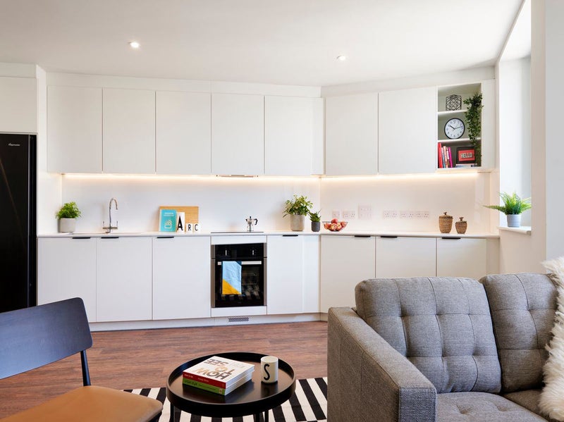 Photo 1: Shared Kitchen