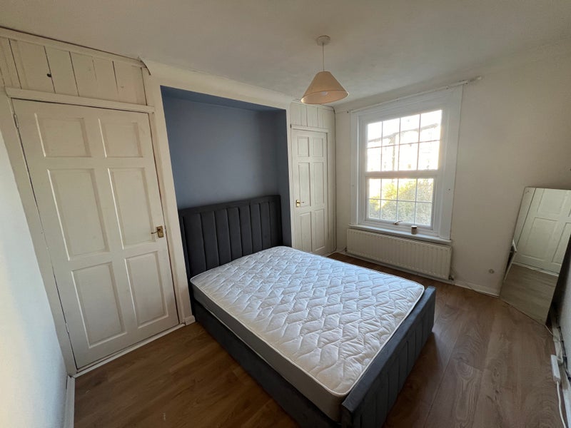 Photo 1: Room 3