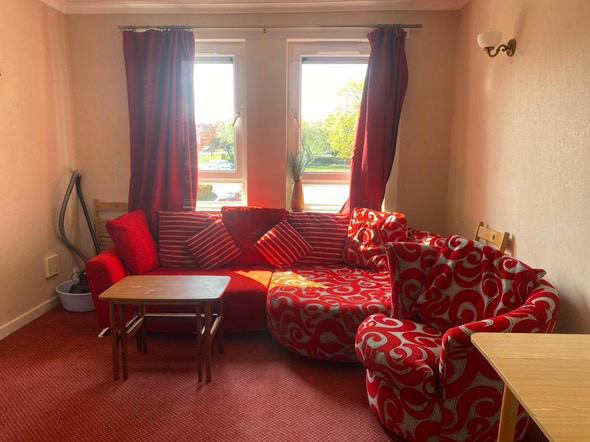 Photo 1: Shared living room 