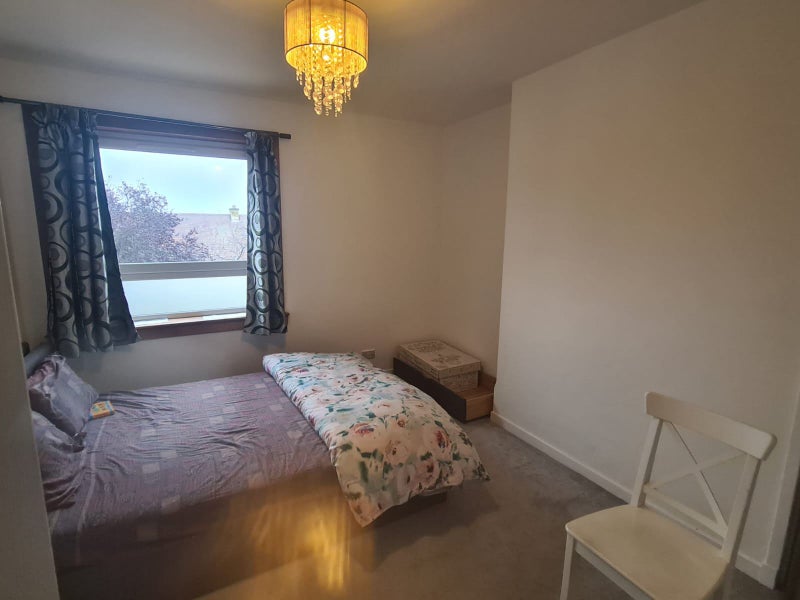 Photo 1: large double room.