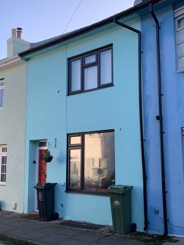 Photo 1: Lovely house