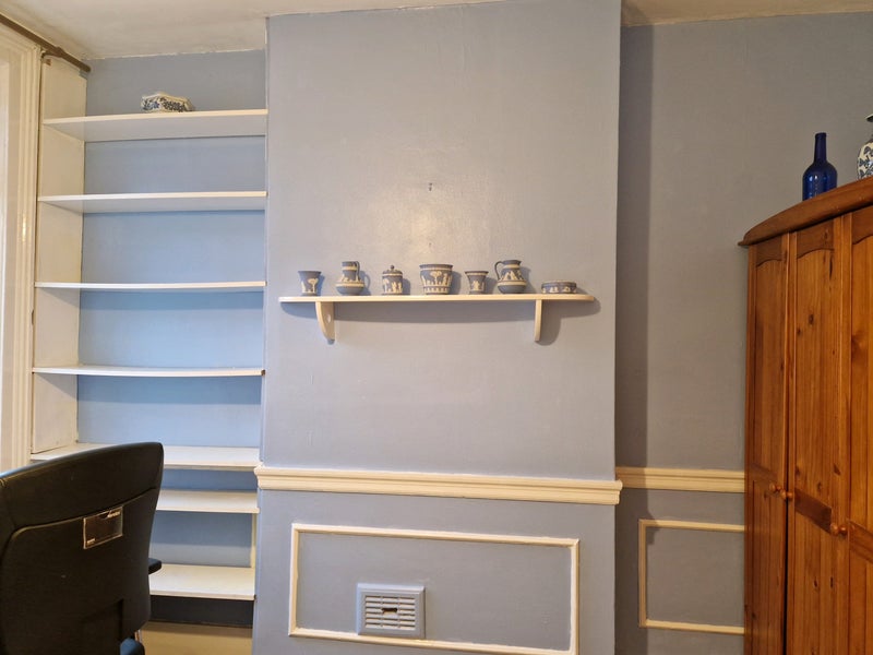 Photo 1: Second double bedroom