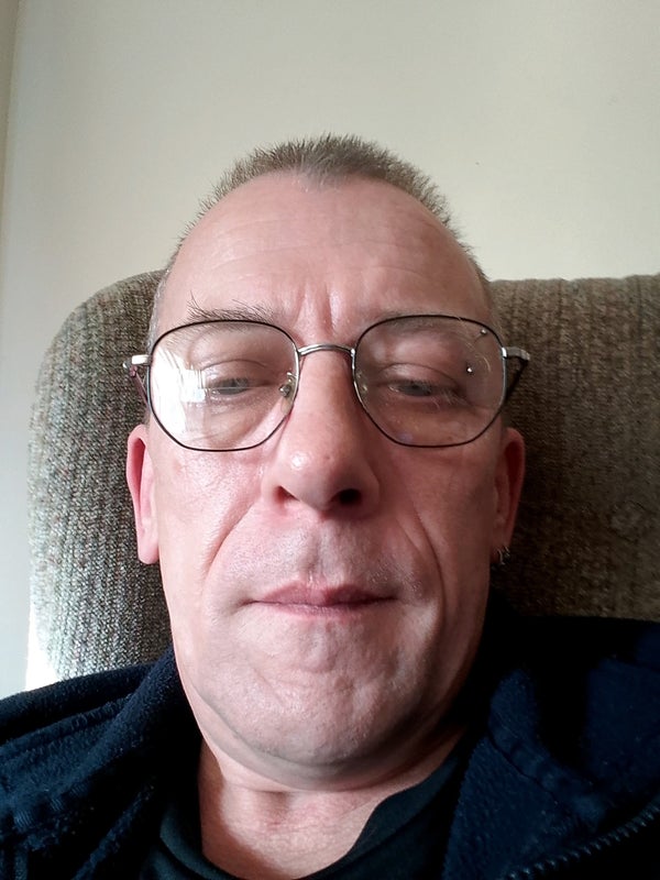 Photo 1: Seeking room to rent