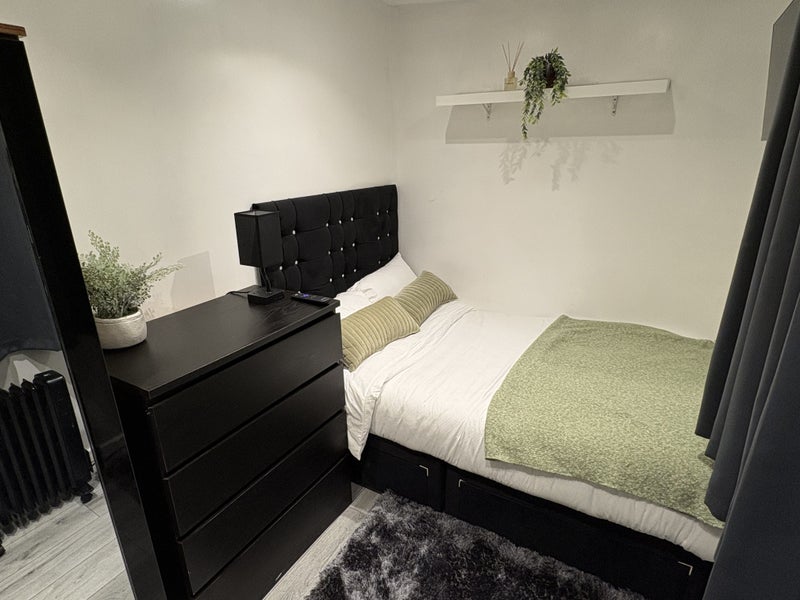 'Studio - All Bills Included' Room to Rent from SpareRoom
