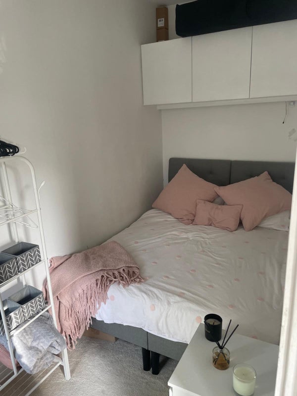 Photo 1: Queen bed + Storage