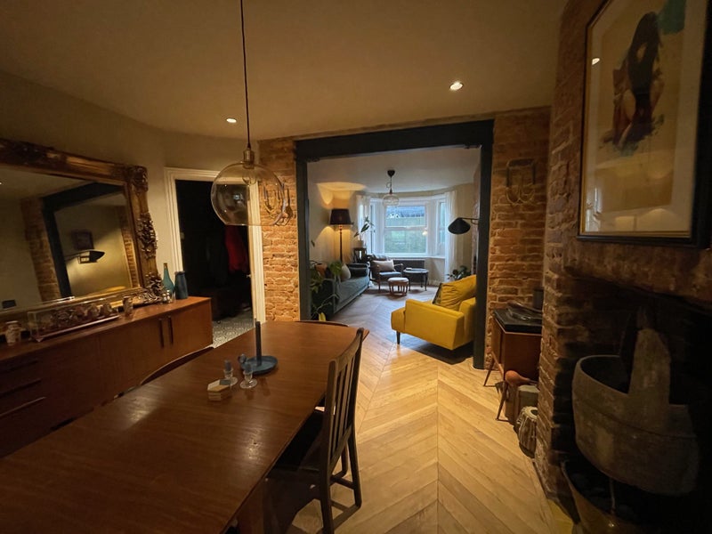 Photo 5: dining / lounge