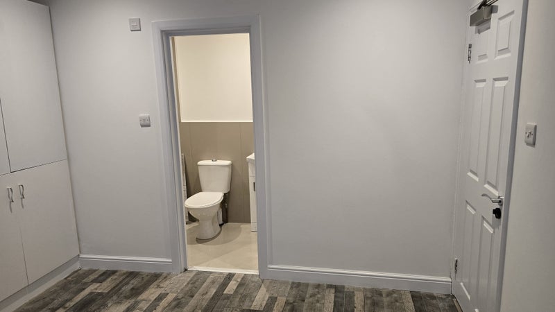 Photo 1: Ensuite Double room