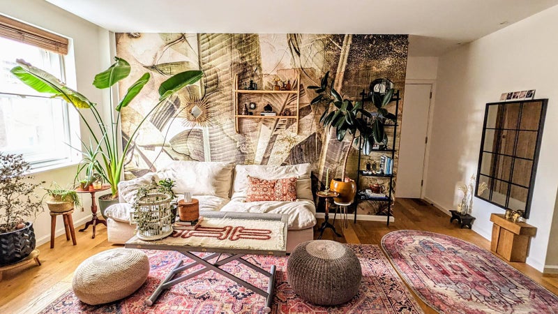 Photo 1: Living Room