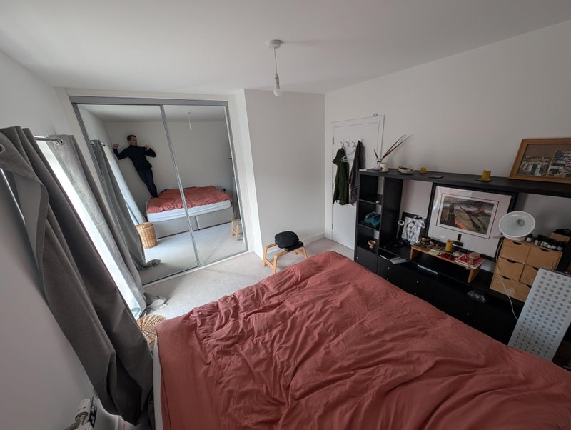 Photo 1: Large double bedroom 