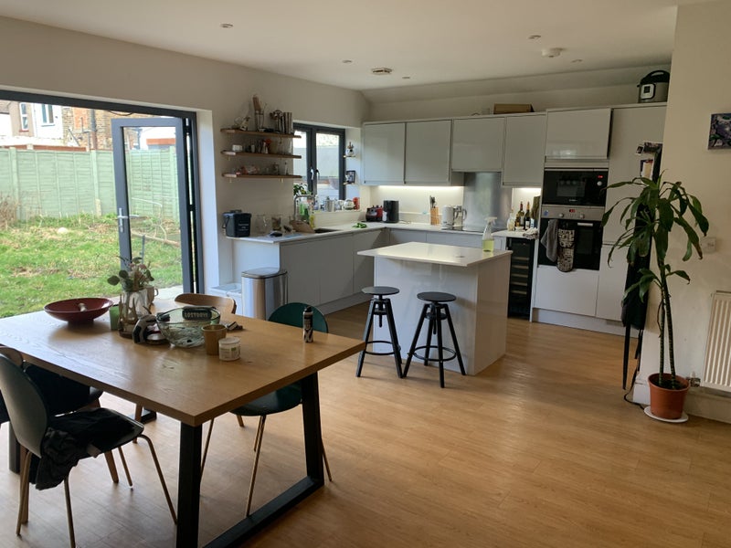 Photo 1: Open Plan Kitchen