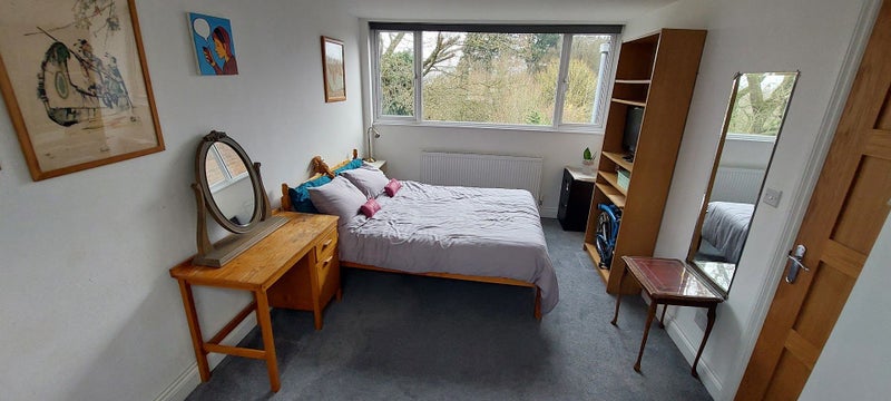 Photo 1: Large Double Bedroom