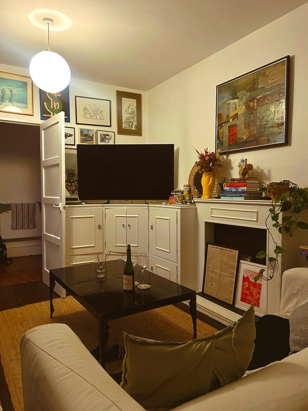 Photo 1: Living room