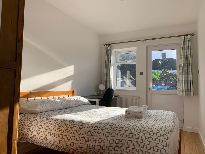 Photo 1: Room (Yours)