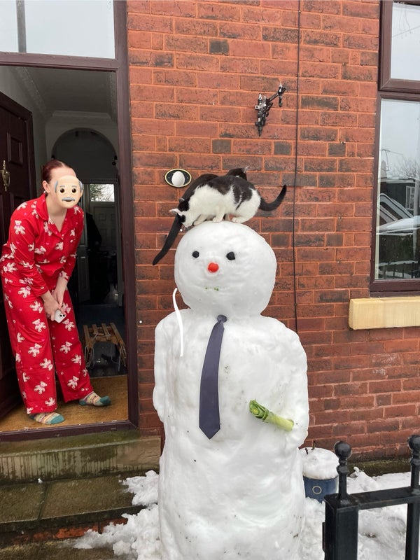 Photo 1: Current household 