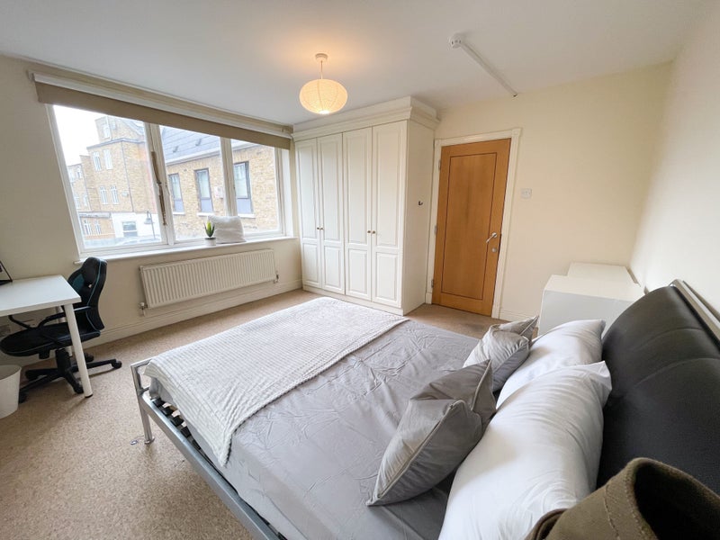 Photo 1: Double Room - 1