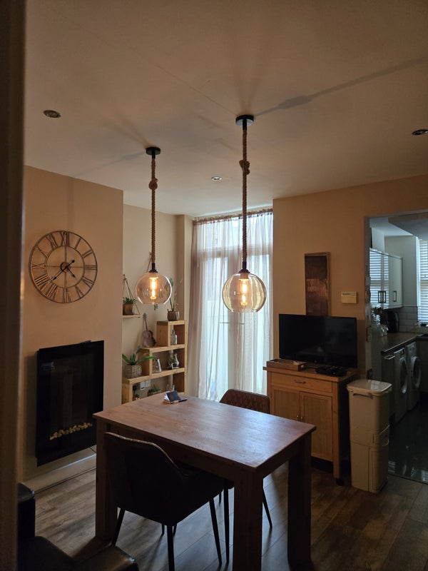 Photo 1: Kitchen diner