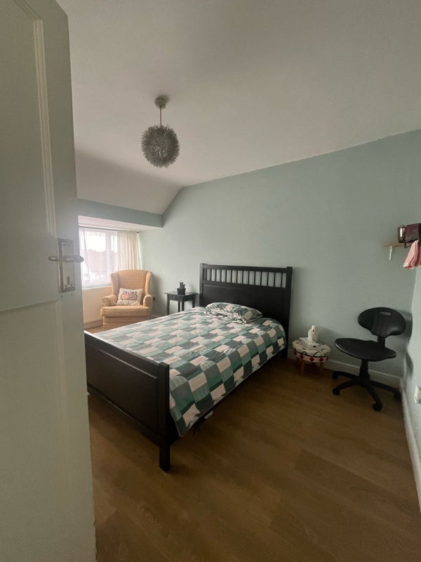 Photo 1: Room 1-£650