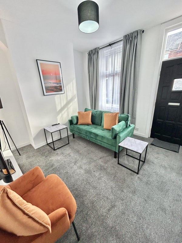 Photo 1: Living Room