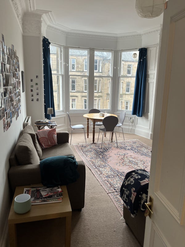 Photo 1: Living room