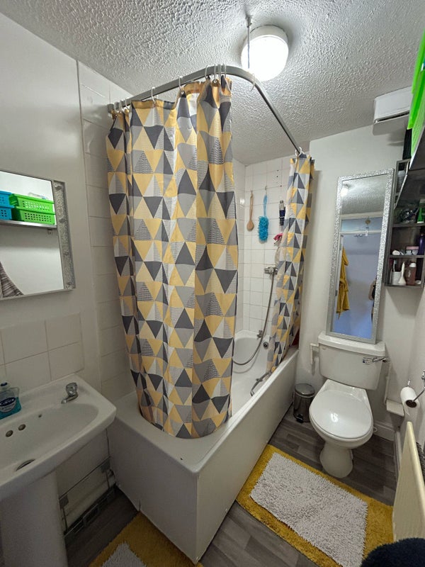 Photo 1: Shower and bath