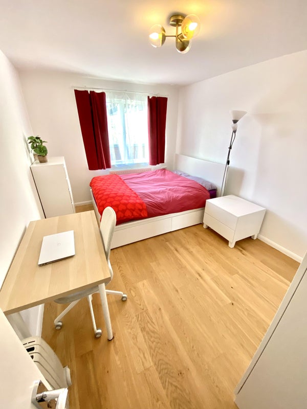 Photo 1: Your room 1