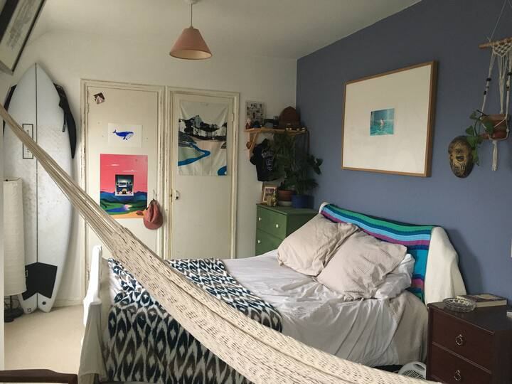 Photo 1: double room with lots of light