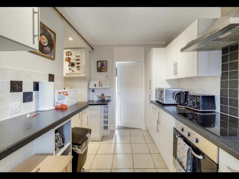 Photo 1: Kitchen