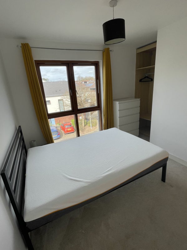 Photo 1: Room (Yours)