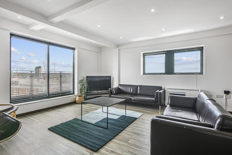 Photo 1: Living room
